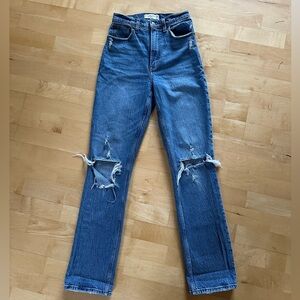 Abercrombie & Fitch ‘The 90s Straight Ultra High Rise’ jeans size: 24 Long